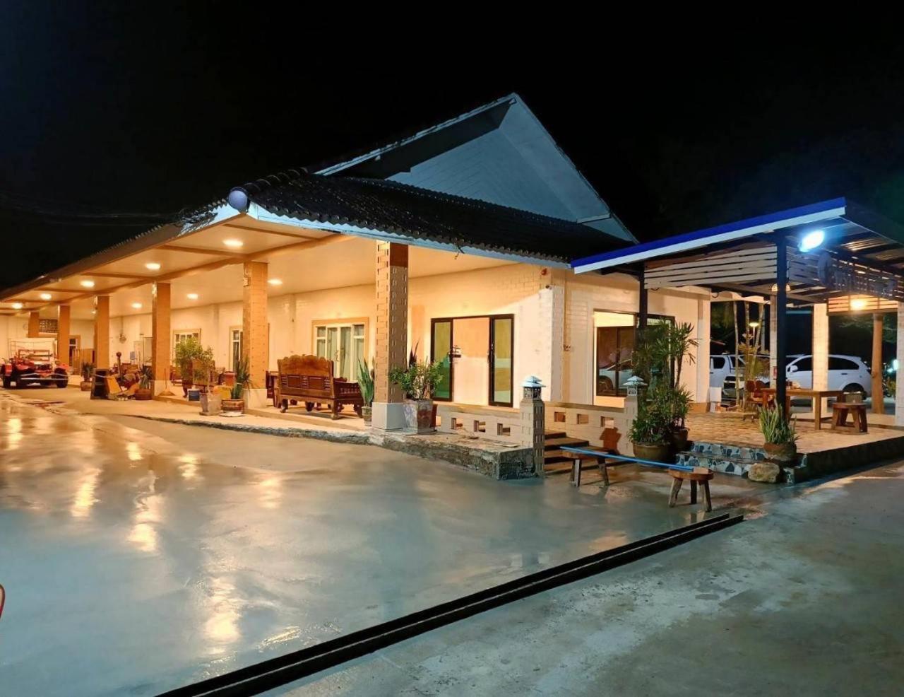 Three Bays Resort Prachuap Khiri Khan Exteriör bild