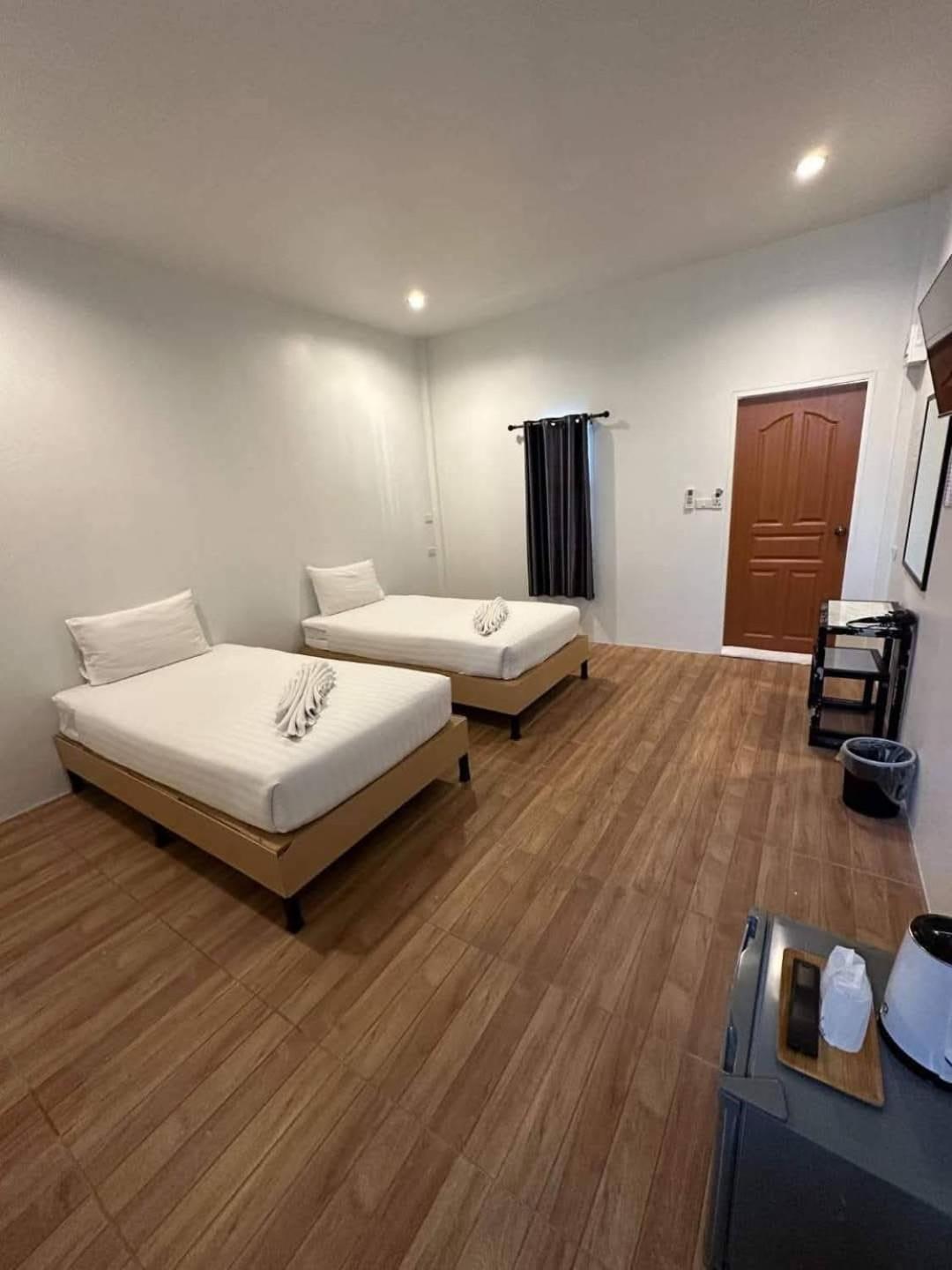 Three Bays Resort Prachuap Khiri Khan Exteriör bild
