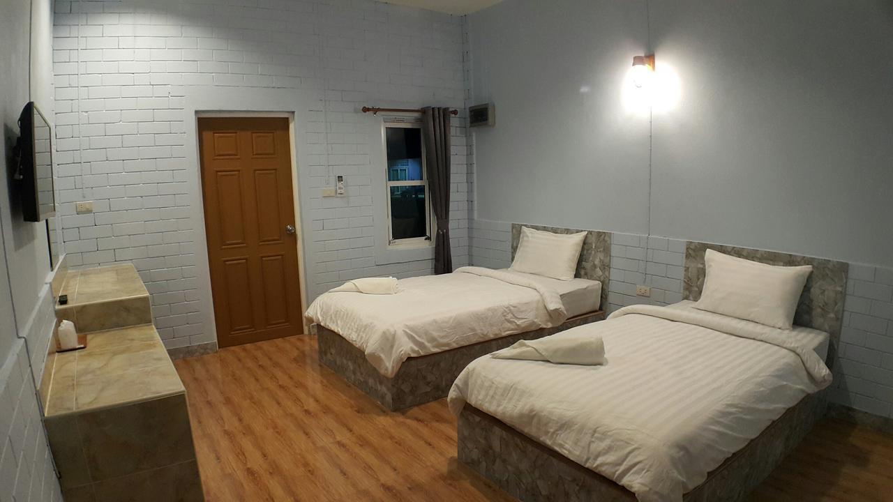 Three Bays Resort Prachuap Khiri Khan Exteriör bild